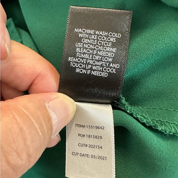 Torrid Women’s Size 0 (Large) Georgette Pintuck Blouse - Picture 8 of 9